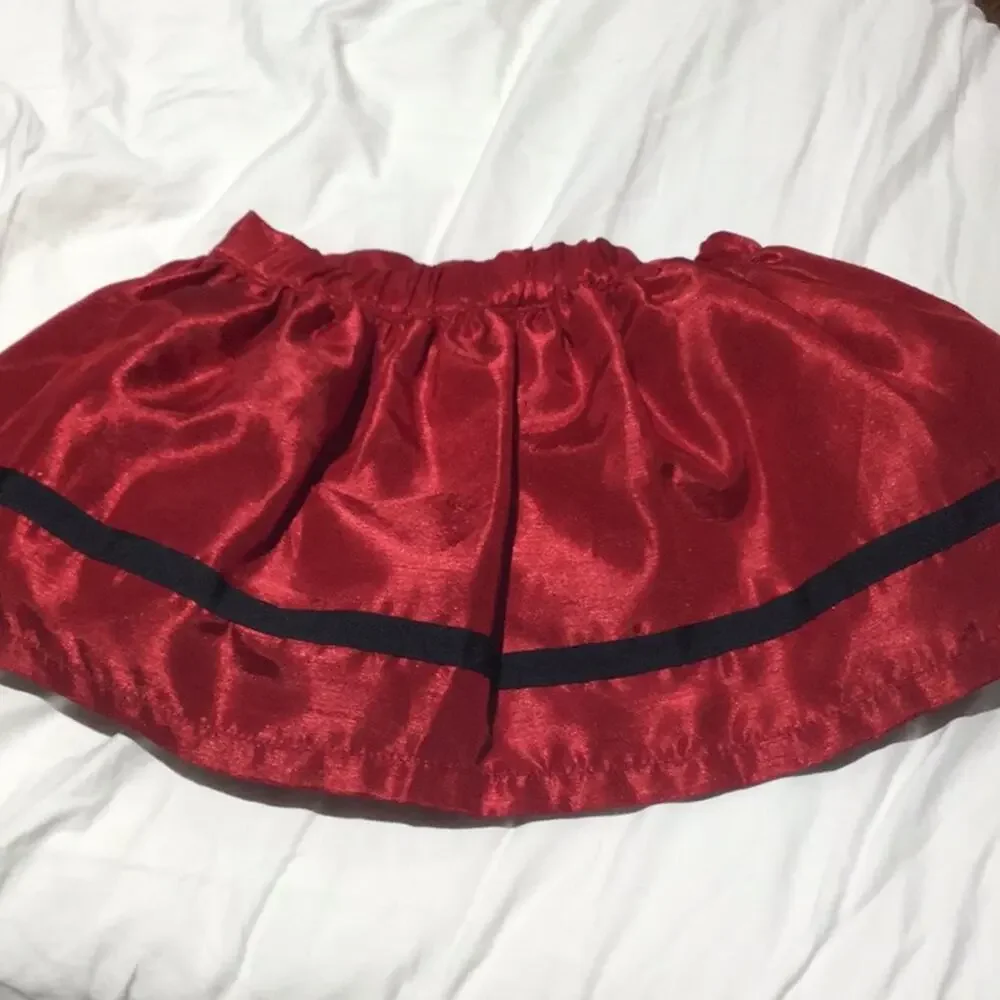 Gymboree 2t red skirt black bow detail nwot